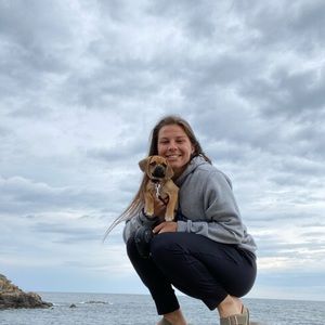 Meet your Posher, Kayla